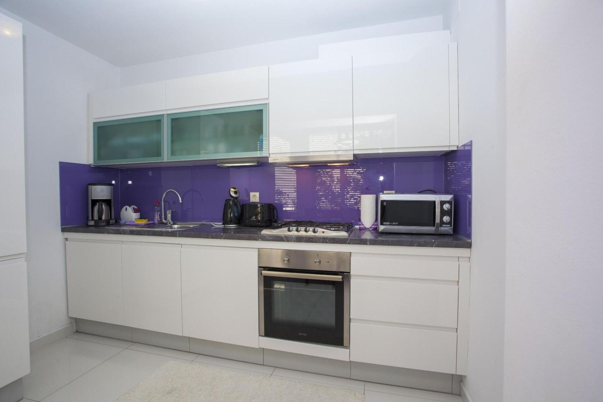 Apartment Komfortable Mit Terrasse In Bidol Makarska